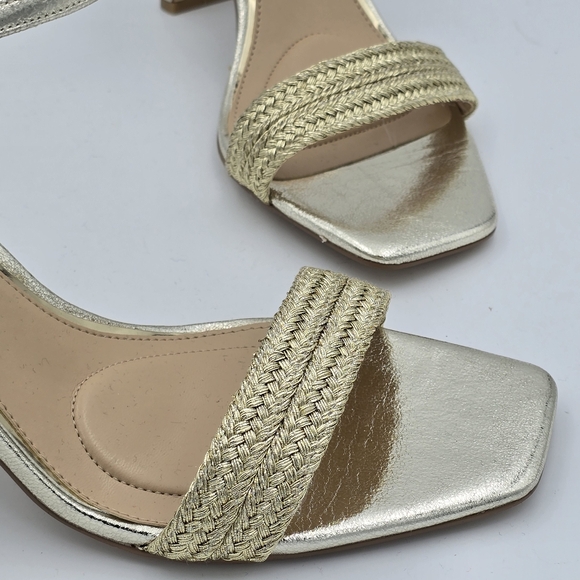 NWOT Jewel Badgley Mischka Heddia Woven Vamp Heeled Sandals, Gold, Women's 10 - Picture 3 of 16